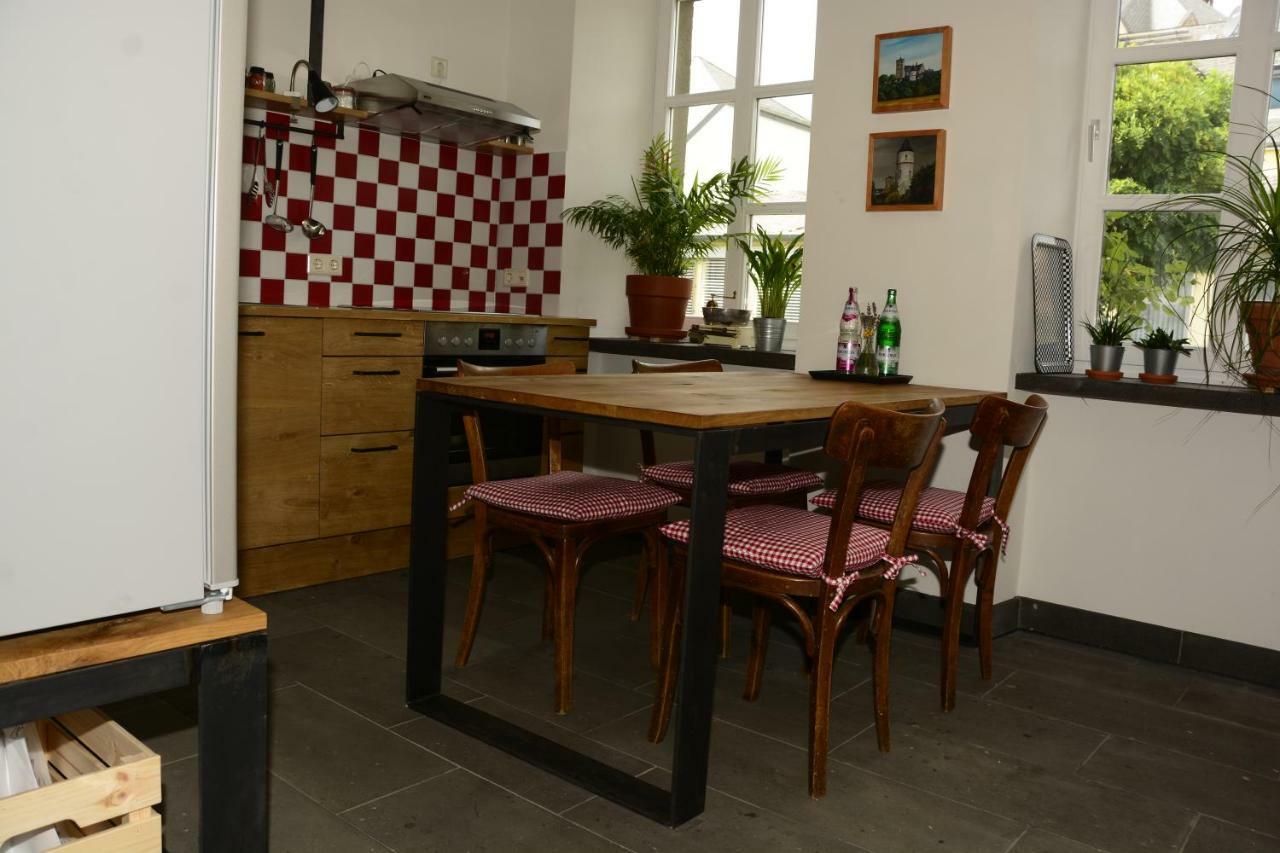 Stiftsherrenhaus Munstermaifeld Экстерьер фото