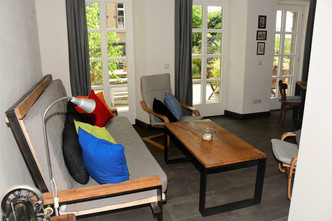 Stiftsherrenhaus Munstermaifeld Экстерьер фото